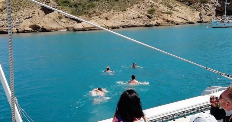 Passeio de barco com natação a partir de Calpe
