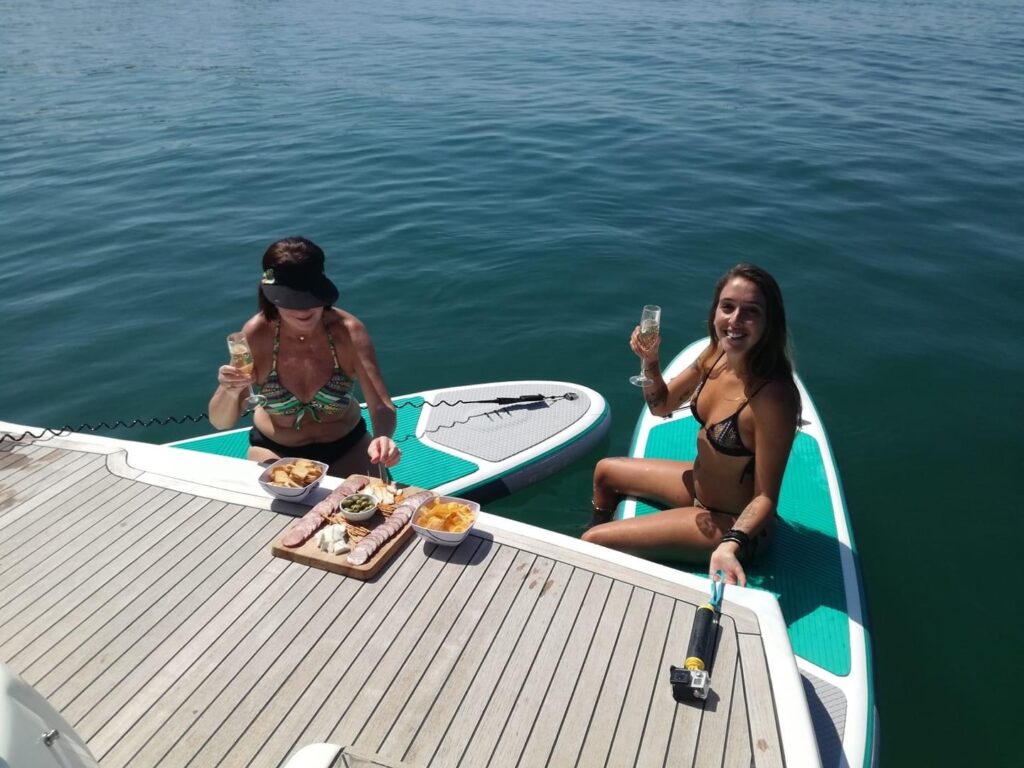 Morning Yacht Tour in Lagos