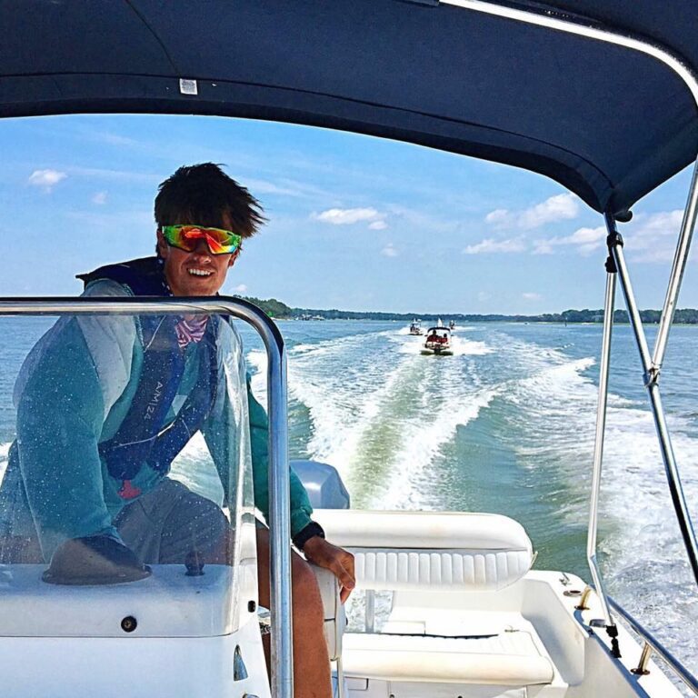 Hilton Head Pontoon Boat Rental