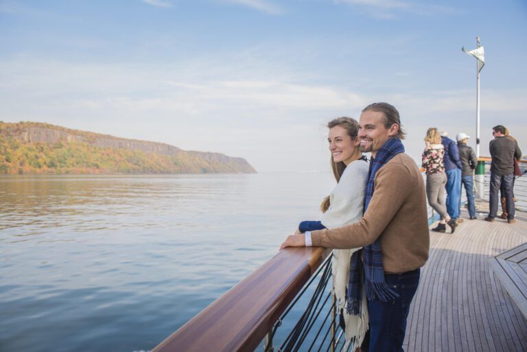 NYC Nachmittag Herbstlaub-Kreuzfahrt mit Mittagessen