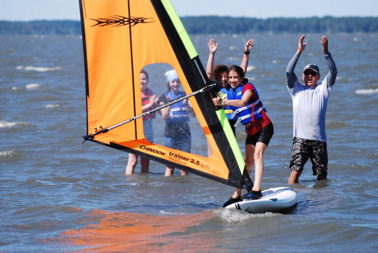 Windsurfles in Dewey Beach