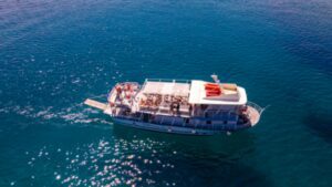 Crucero romántico al atardecer en Rodas