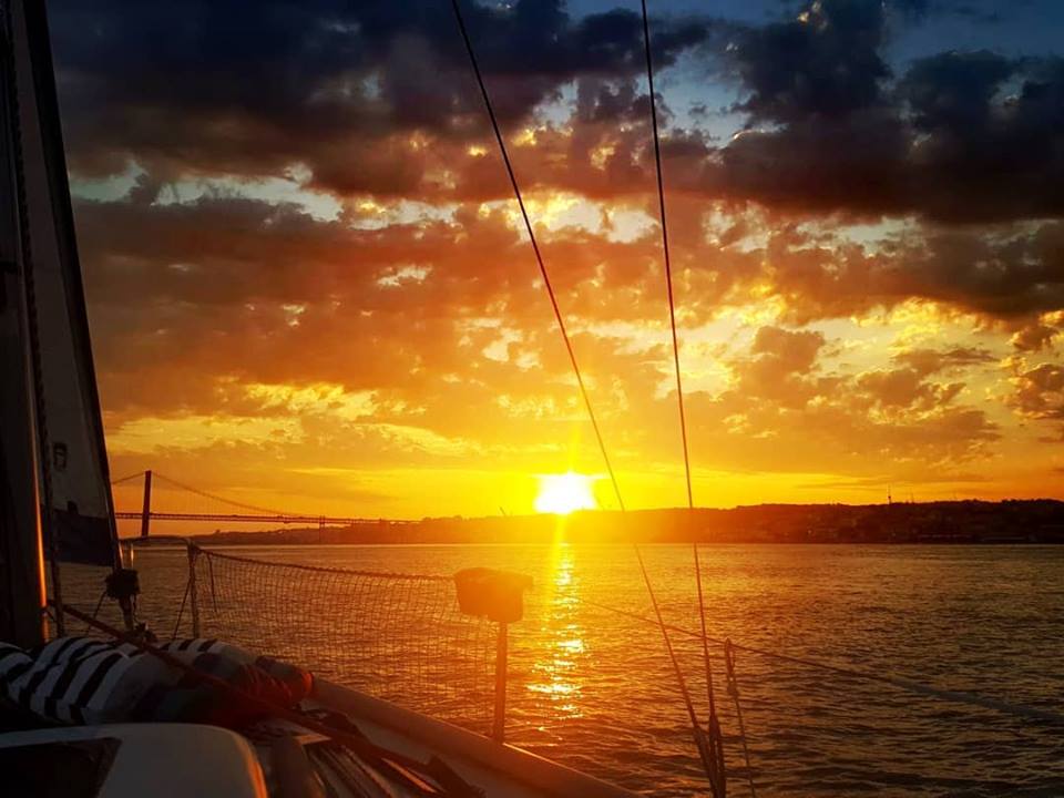 Private Sunset Tour in Lisbon (up to 6)