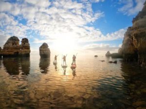 Ponta da Piedade: SUP ao Nascer do Sol em Lagos