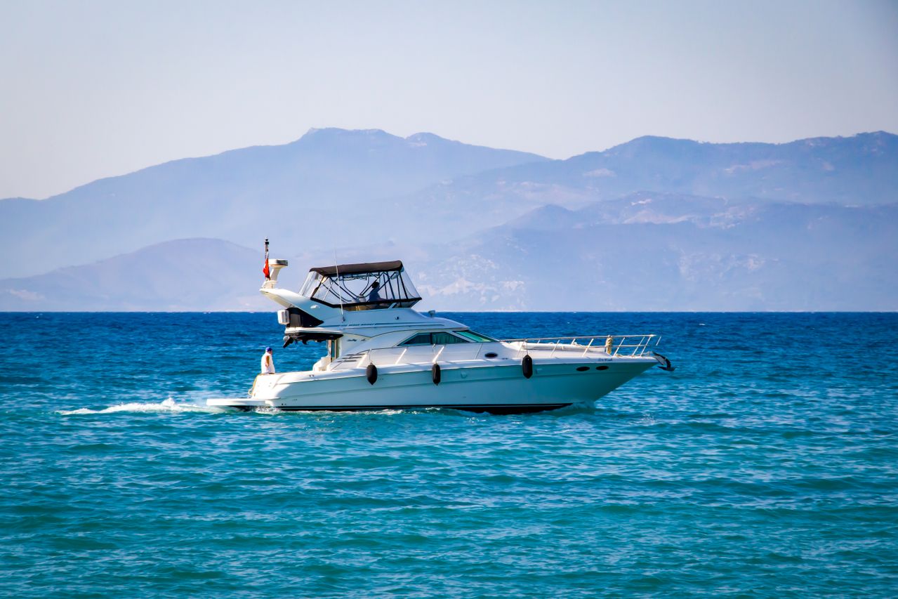 Luxury Yacht Luxury Yacht at sea