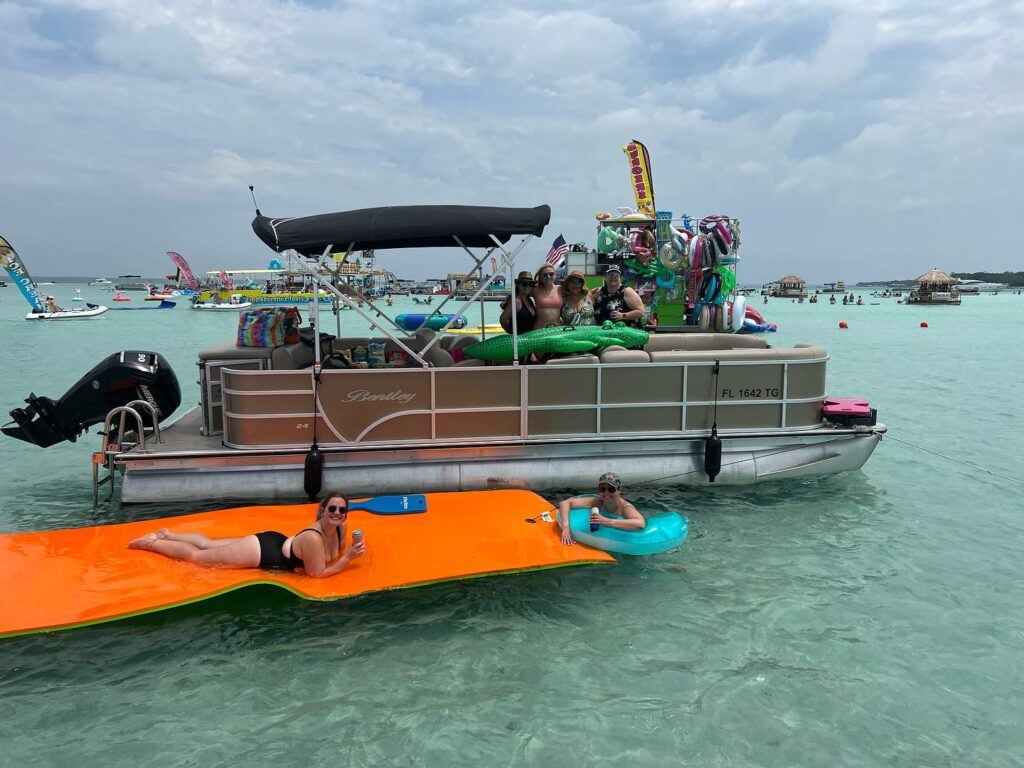 Pontoon Boat Rental in Florida (up to 12 pax)