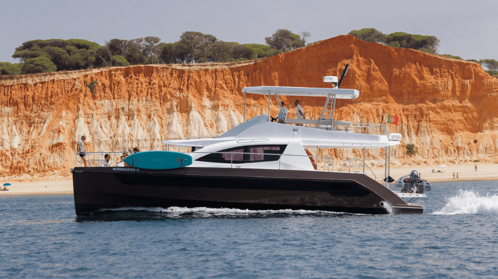 Charter a luxury catamaran in Vilamoura