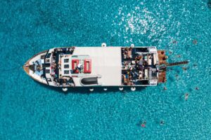 Ganztägige Kreuzfahrt nach Paxos und Antipaxos ab Lefkimmi