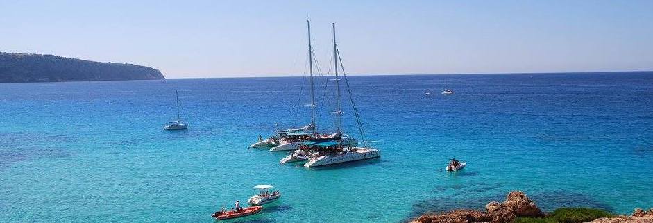 BBQ Boat Tour in Palma de Mallorca