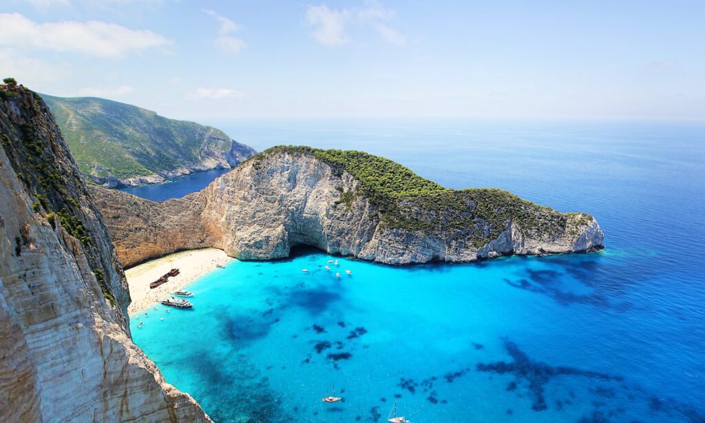 Check out These 5 Best Beaches in Greece!