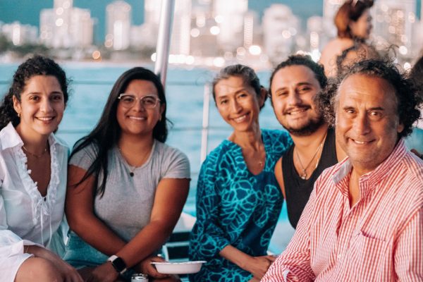 11570-freitagabend-feuerwerkskreuzfahrt-in-waikiki-1675272089