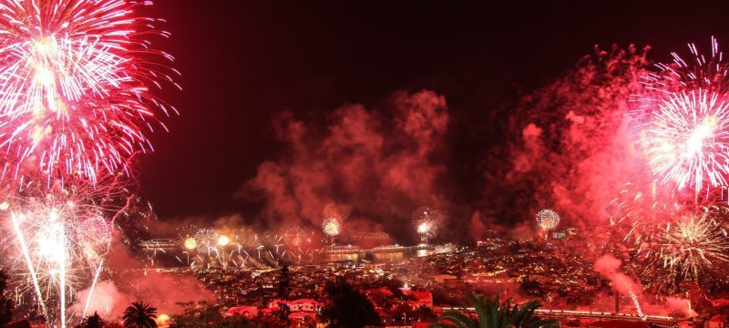 11603-new-year-s-eve-in-madeira-on-a-boat-1670859967