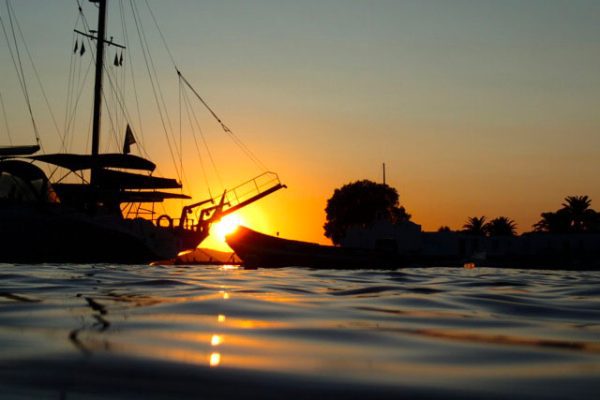 18003-sunset-cruise-in-mykonos-1677517916