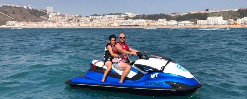 1823-jet-ski-is-een-heleboel-pret-1575397739