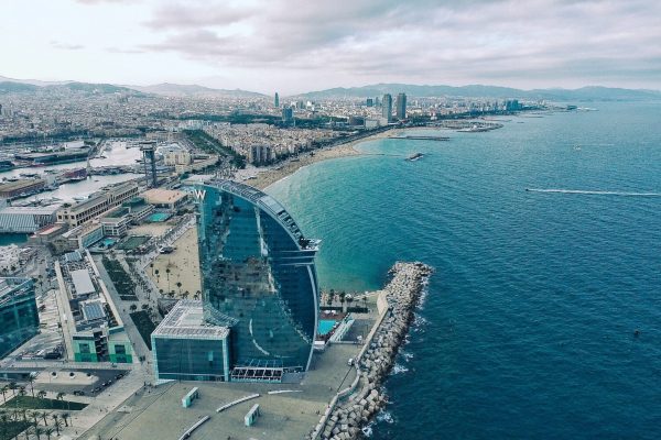 20589-paravelismo-en-barcelona-1685370302