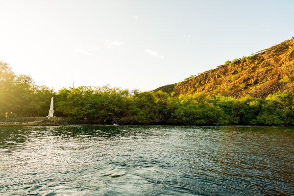 22717-paseo-en-barco-al-atardecer-hawaii-1699632880
