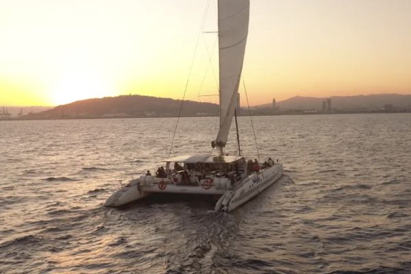 alicante catamaran tour