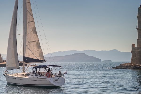 2563-privé-halve-dag-zeilen-op-Kreta-omslag-1575398067