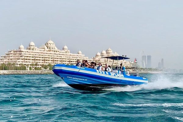 Palm Jumeirah Speedboat Tour no Dubai