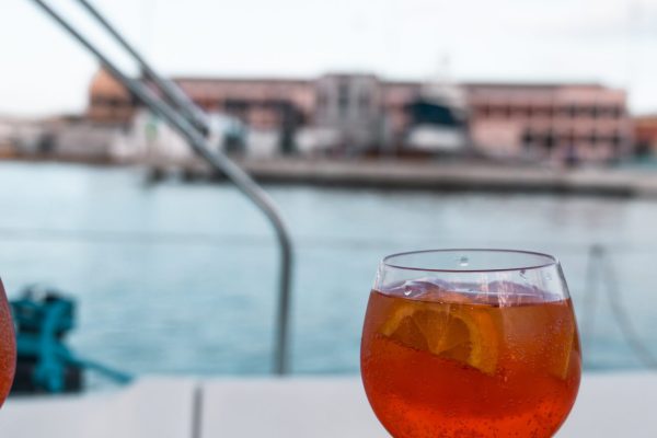 7347-sunset-sailing-in-barcelona-1618500708