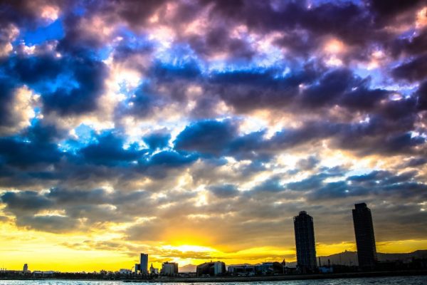 800-zonsondergang-zeilen-in-barcelona-1575397306