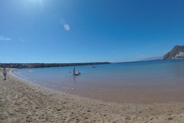 833-genießen-sie-unsere-ruhigen-gewässer-1575397320