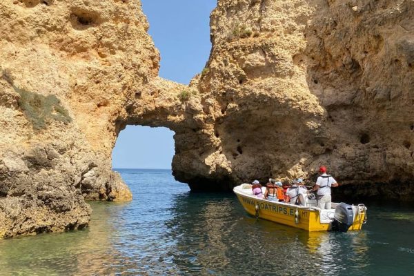 Lagos: Passeio de barco à Ponta da Piedade 2