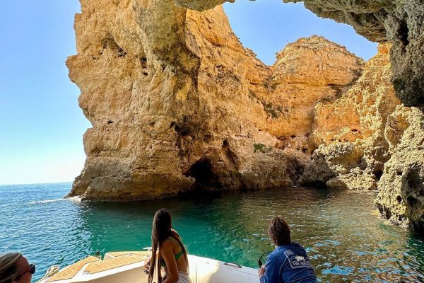 Barco privado em Lagos 5