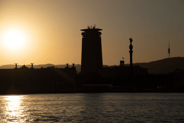 Private Romantic Sailing Tour from Barcelona 4