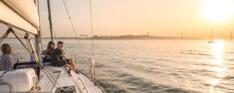 sunset sailing tour in Lisbon