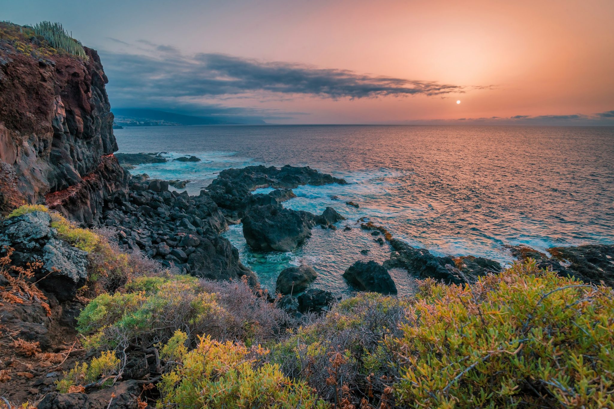 Ilha paradisíaca com paz de espírito: Dicas para conquistar Tenerife