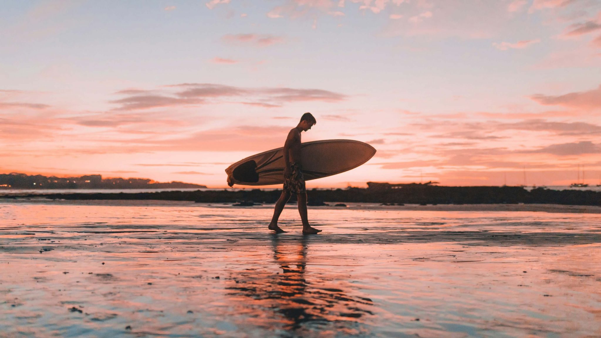 Surf Reisgids - 8 beste surfplekken in Costa Rica Surf Reisgids - 8 beste surfplekken in Costa Rica
