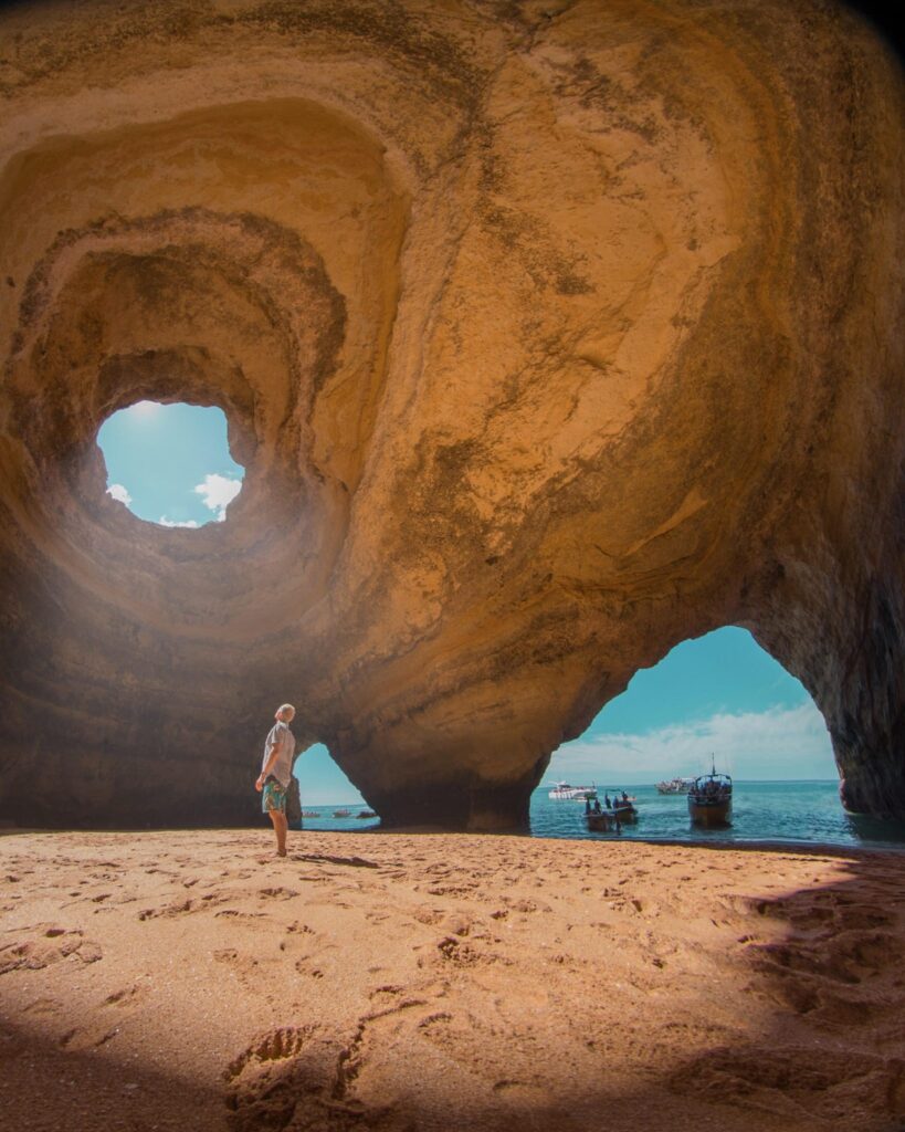 Benagil Tour von Portimo How to get from Lisbon to Benagil Bootstour nach Benagil von Lagos